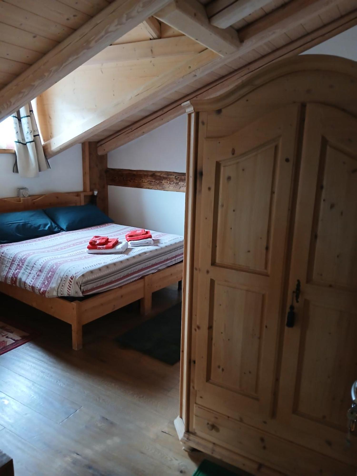 Beb La Stube Dei Partel Bed & Breakfast Ziano di Fiemme Eksteriør bilde