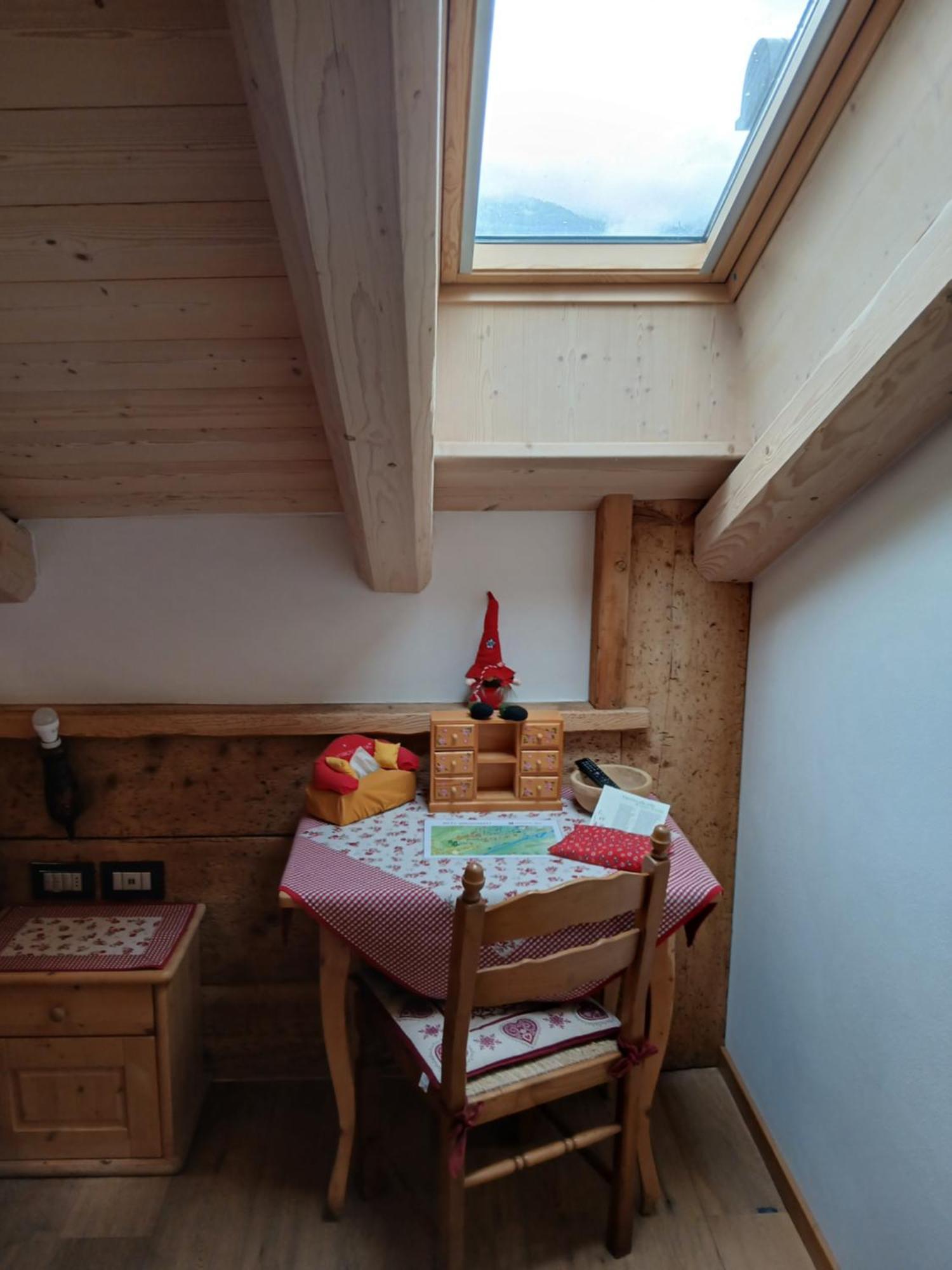 Beb La Stube Dei Partel Bed & Breakfast Ziano di Fiemme Eksteriør bilde