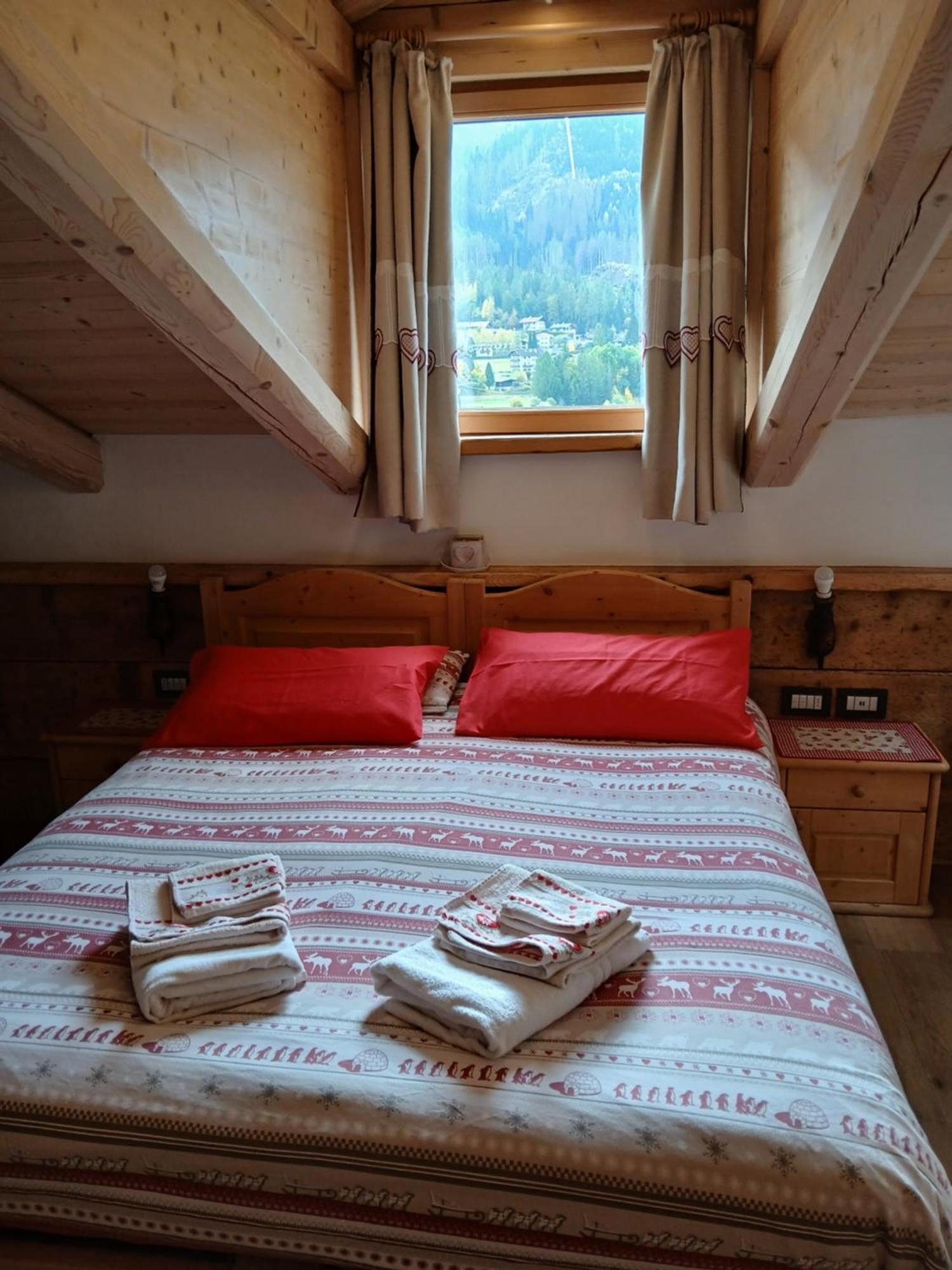 Beb La Stube Dei Partel Bed & Breakfast Ziano di Fiemme Rom bilde
