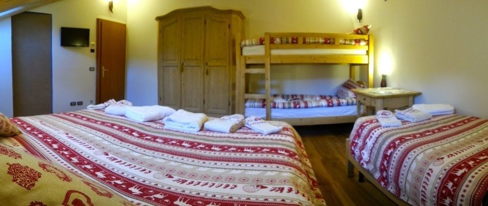Beb La Stube Dei Partel Bed & Breakfast Ziano di Fiemme Eksteriør bilde