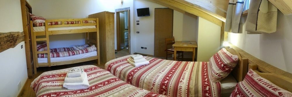 Beb La Stube Dei Partel Bed & Breakfast Ziano di Fiemme Eksteriør bilde