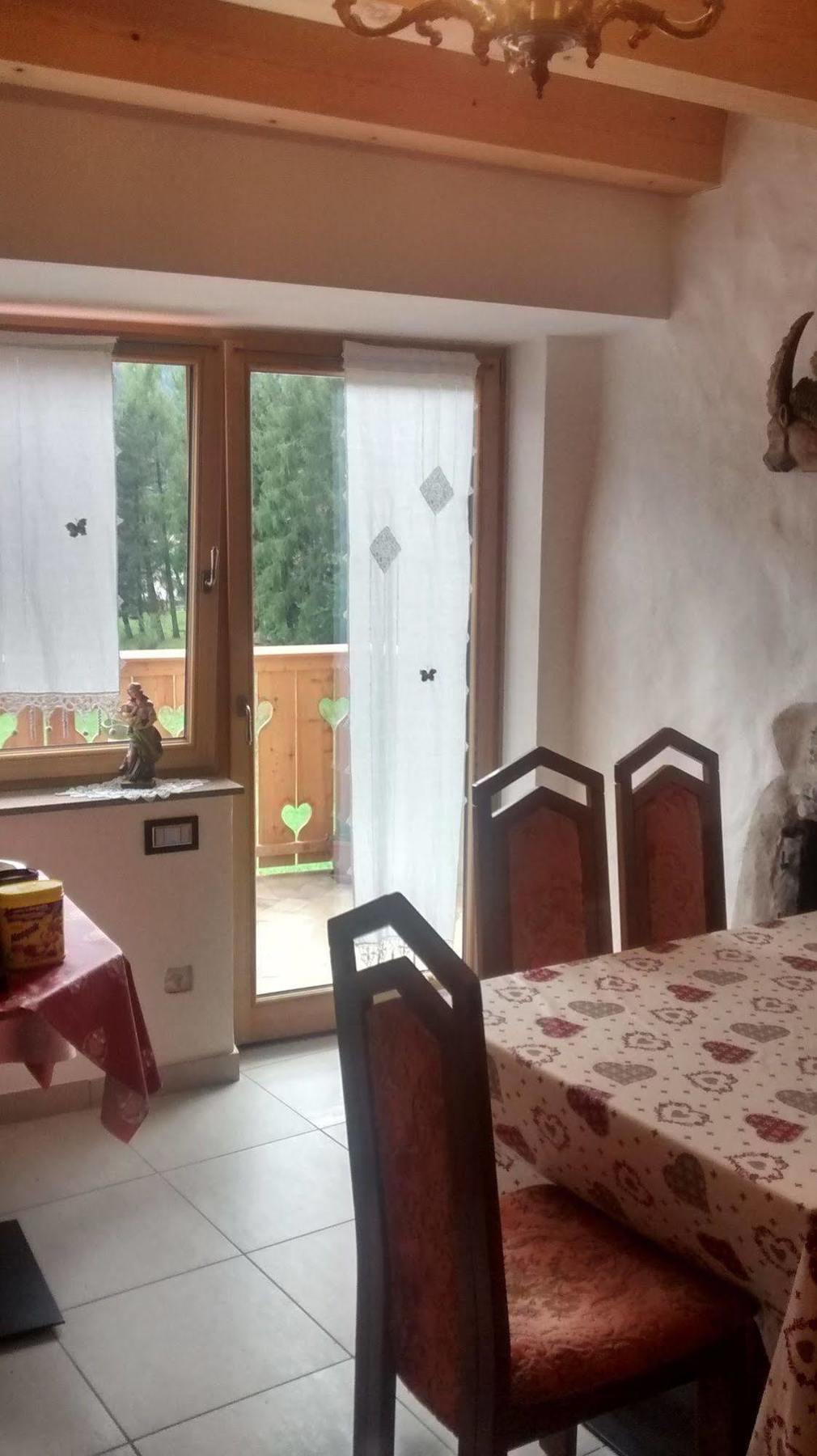Beb La Stube Dei Partel Bed & Breakfast Ziano di Fiemme Eksteriør bilde